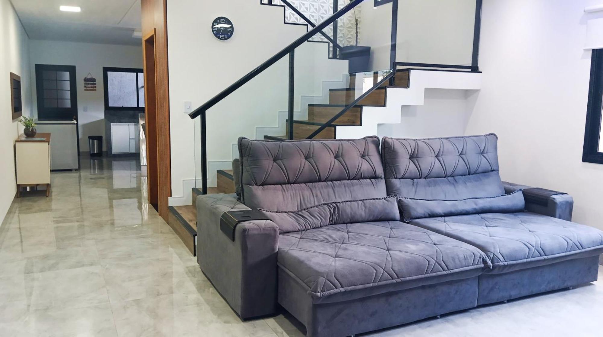 Sobrado Com 3 Suites, Piscina, Sala De Jogos, Garagem Para 4 Carros - Florianopolis, Florianopolis